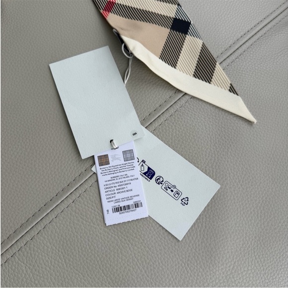 Burberry Beige and Black Checkered Scarf - Picture 4 of 8